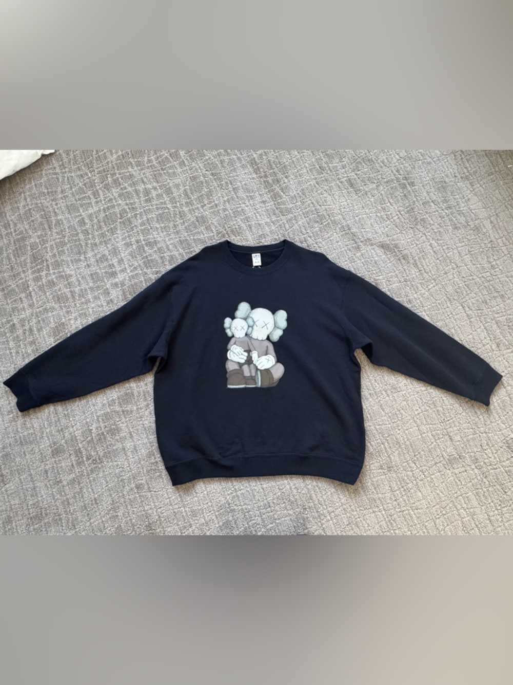 Uniqlo Kaws UT graphic black sweatshirt XXL